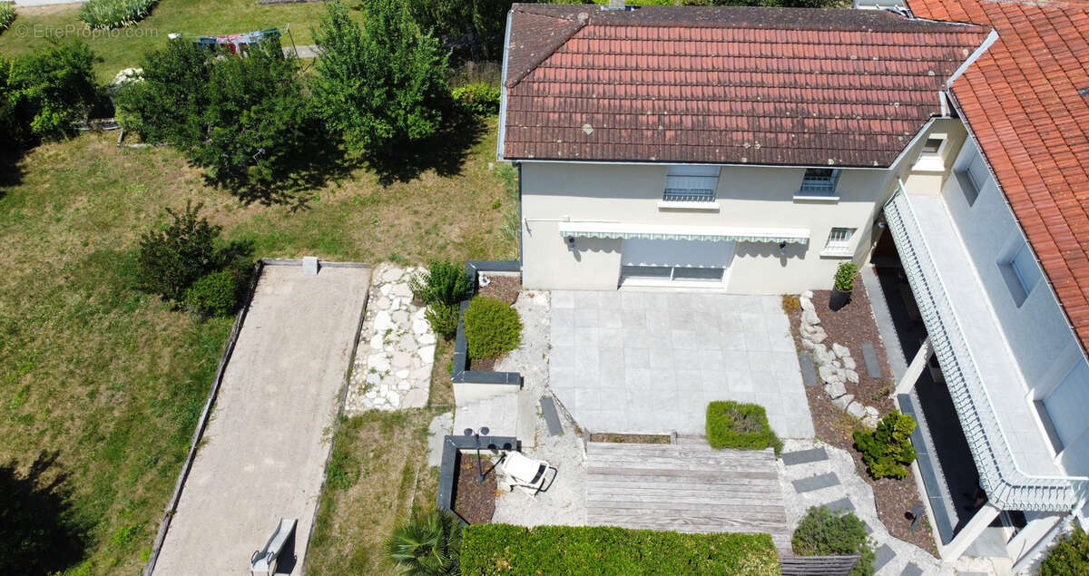 Lagnieu (Ain)   Entre Lyon et Bourg-en-Bresse. - photo 16