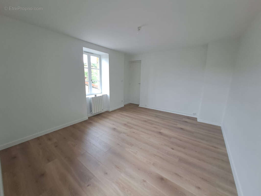 Maison à LE BOIS-D'OINGT