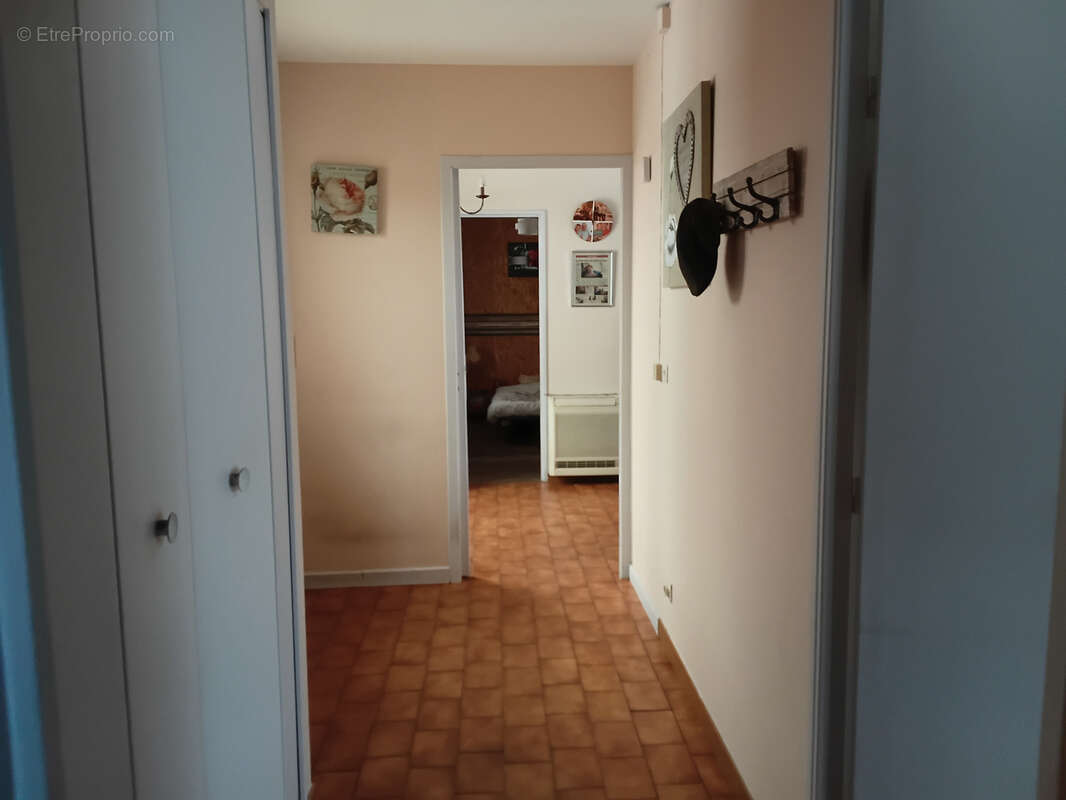 Maison à NERONDES