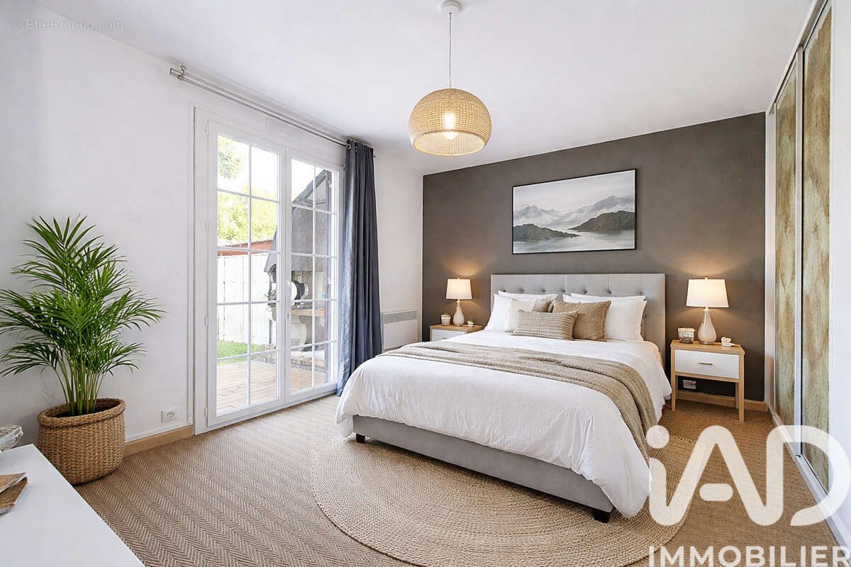 Photo 5 - Maison à SAVIGNY-LE-TEMPLE