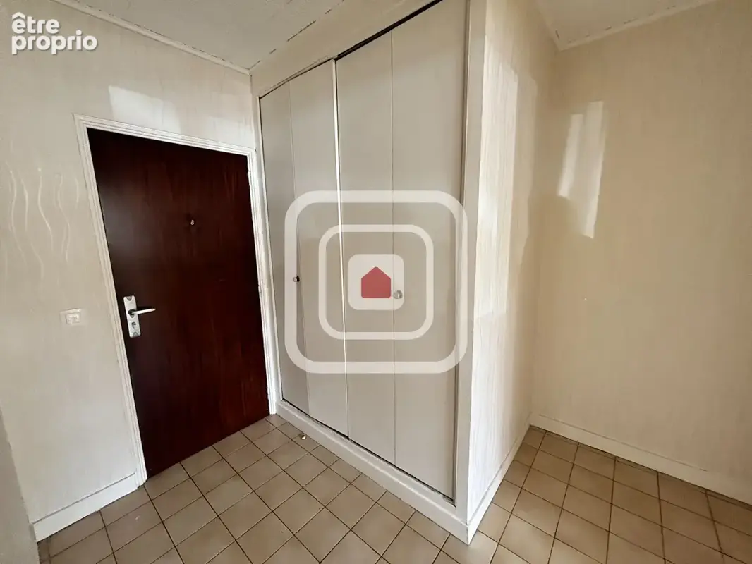 Secteur gare - clairmarais appartement t2 49.12 m2 avec parking et cave - photo 5