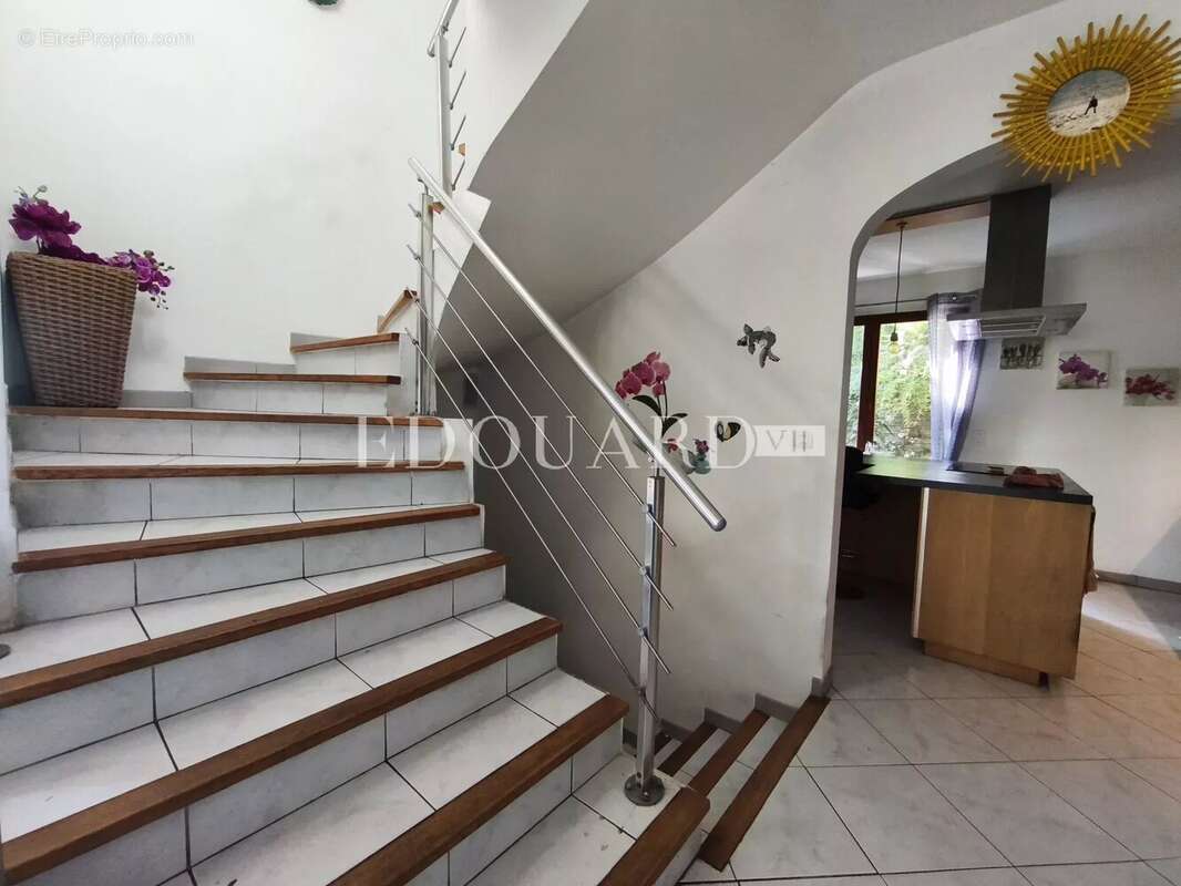 Maison à SAINTE-AGNES