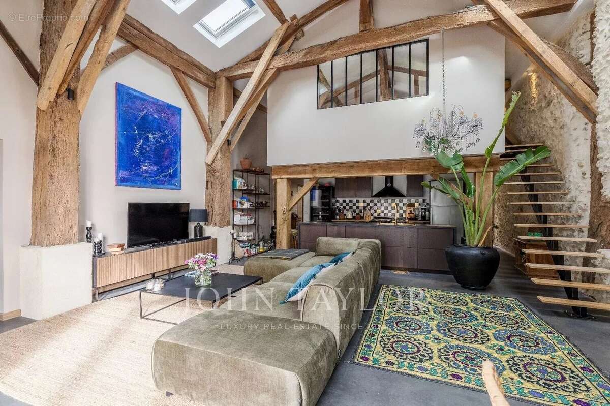 Maison à SAINT-EMILION