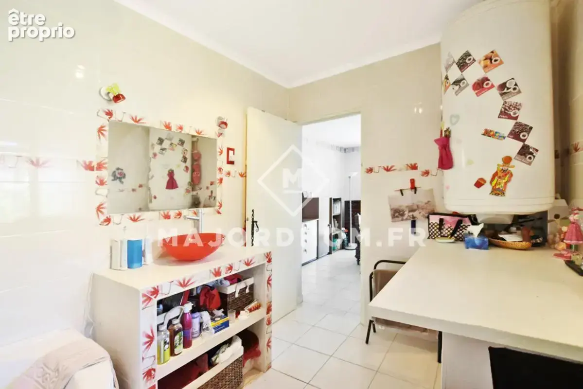 Vend Maison 157m2 terrain de 2193 m2 sans vis à vis  13015 - photo 18