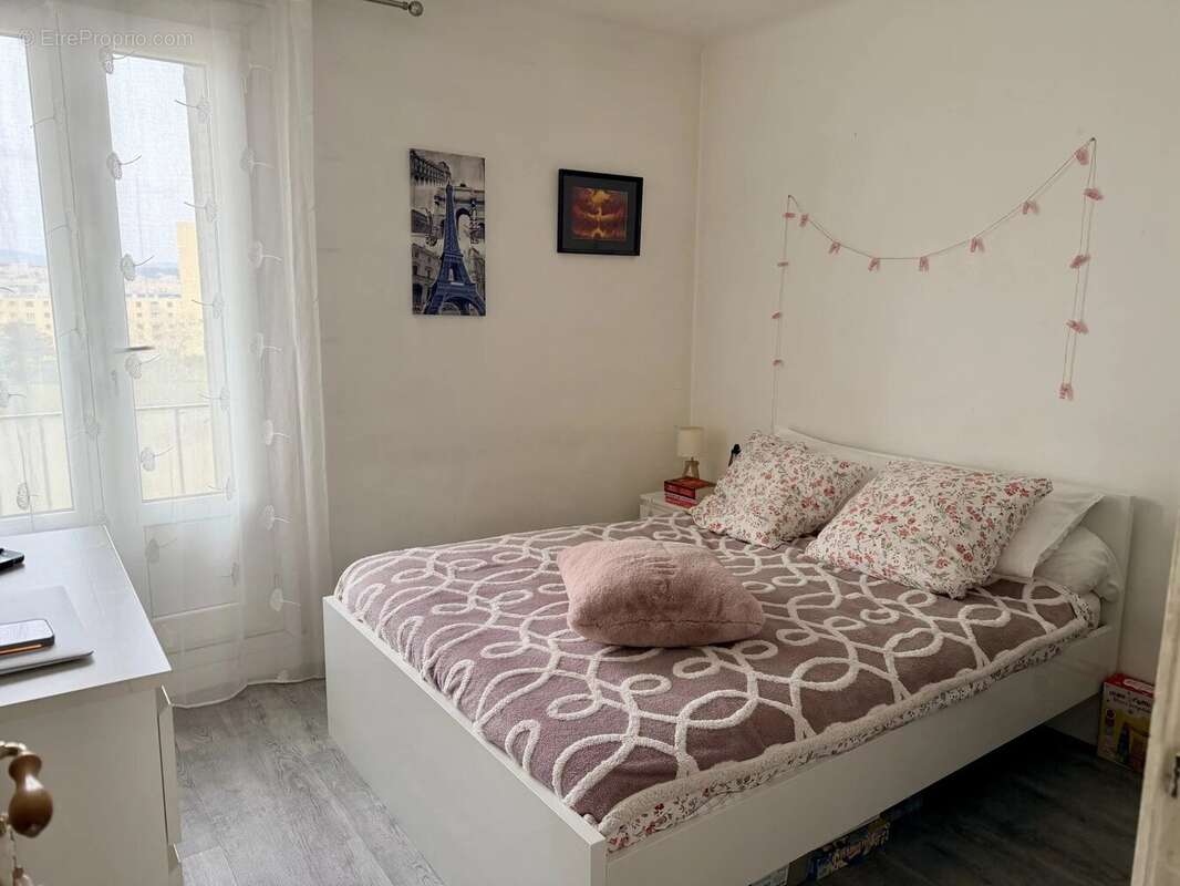 Appartement à MARSEILLE-10E