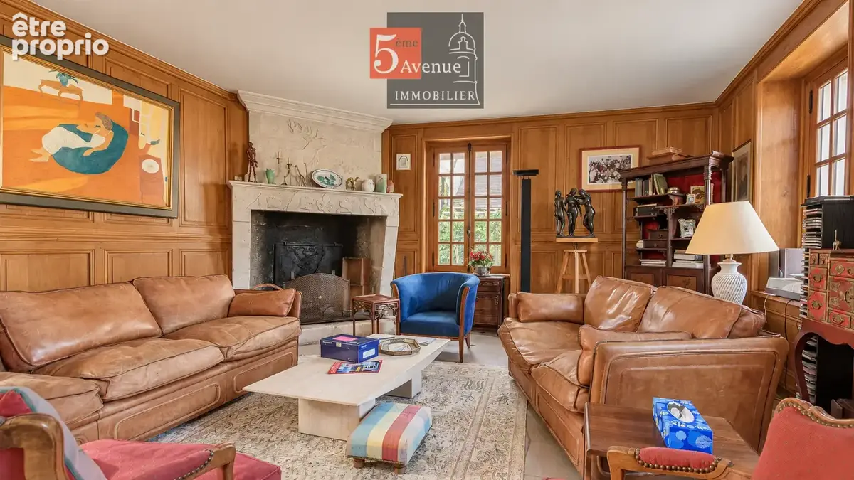 À vendre. Propriété ancienne en pierre de 400m2 avec piscine intérieure - photo 7