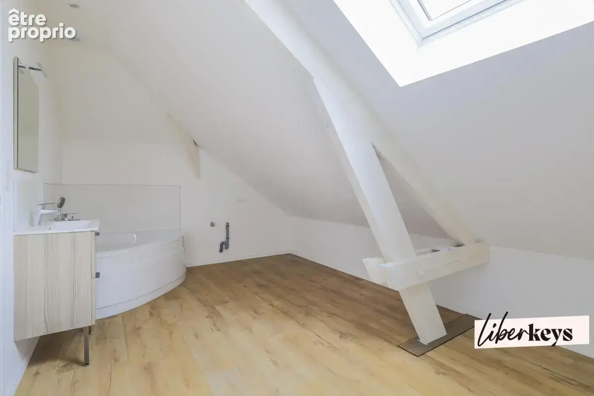 Appartement rénové - 2 chambres - Centre ville d'Amiens - photo 7