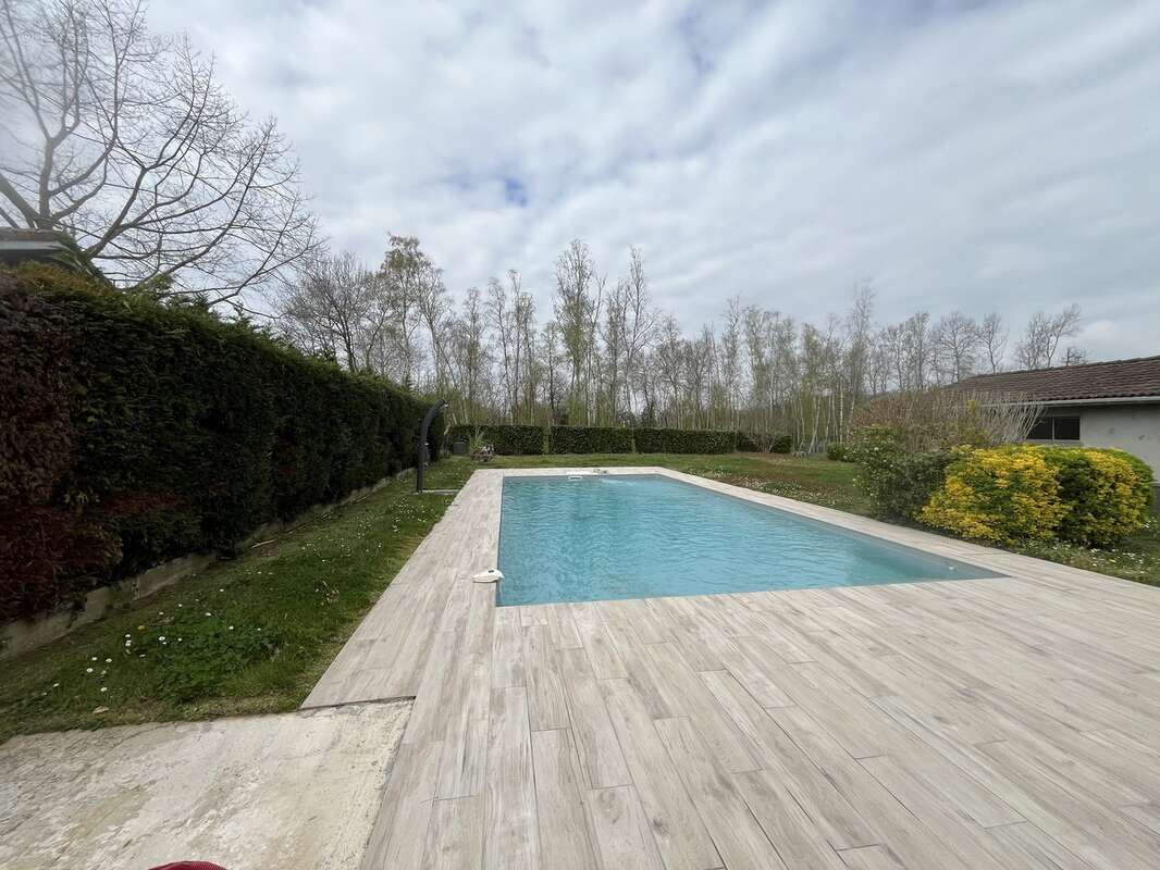 Maison à SAINT-SULPICE-ET-CAMEYRAC