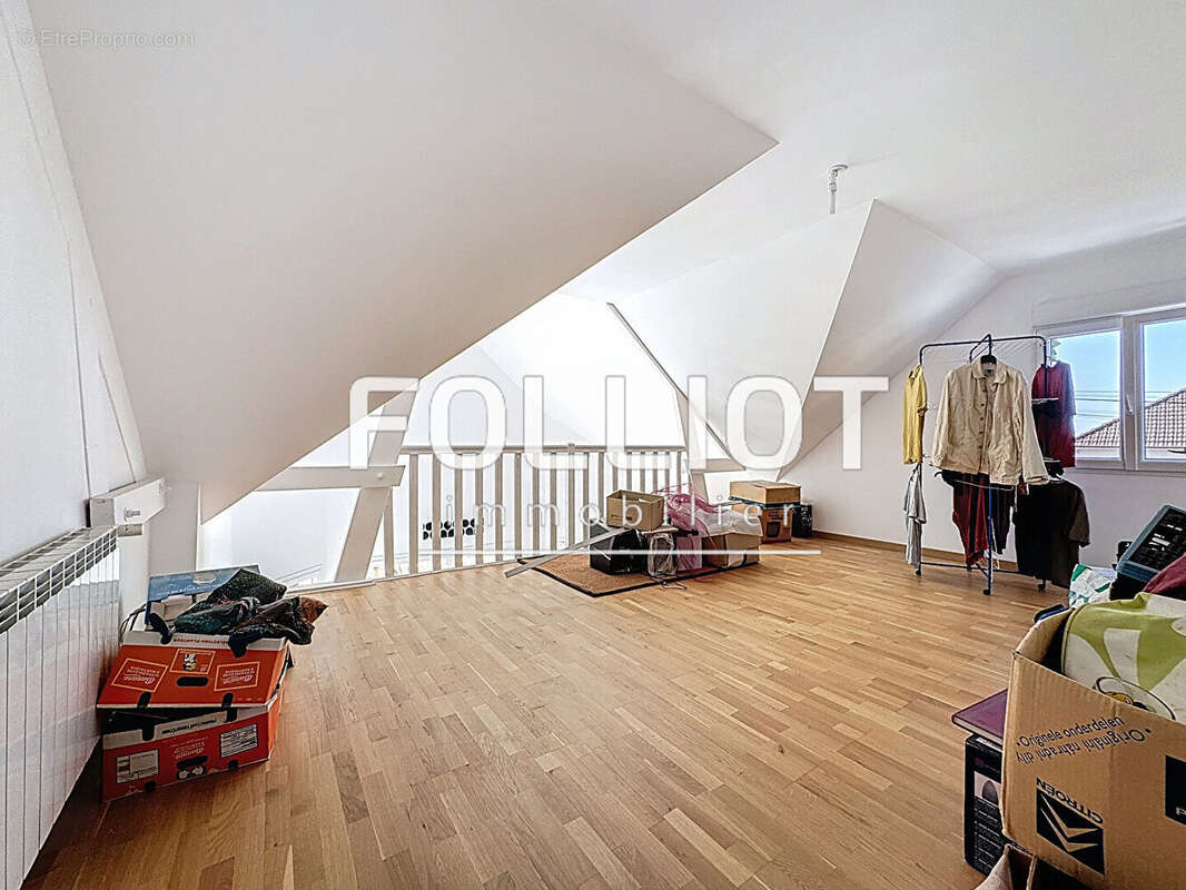 Maison à MAY-SUR-ORNE