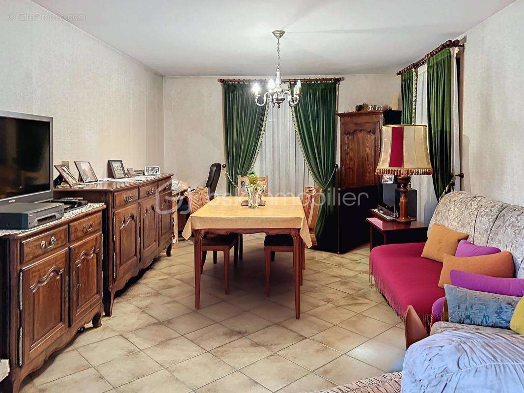 Maison à SAINT-JEAN-DE-LOSNE