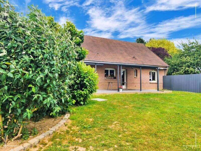 Maison à BERGUES-SUR-SAMBRE