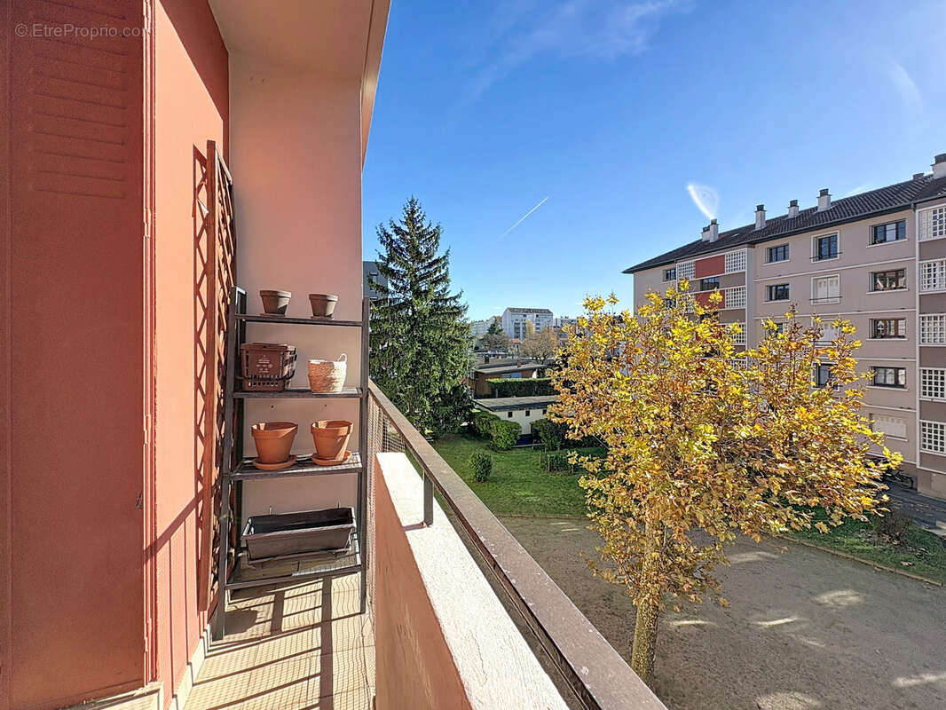 Appartement à VILLEURBANNE