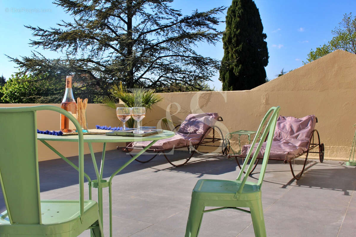 Maison à VAISON-LA-ROMAINE