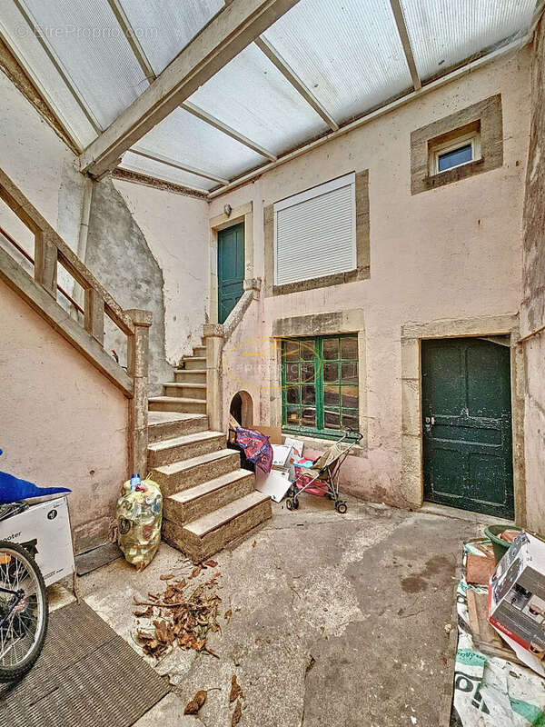 Ensemble immobilier - logements loués - photo 8