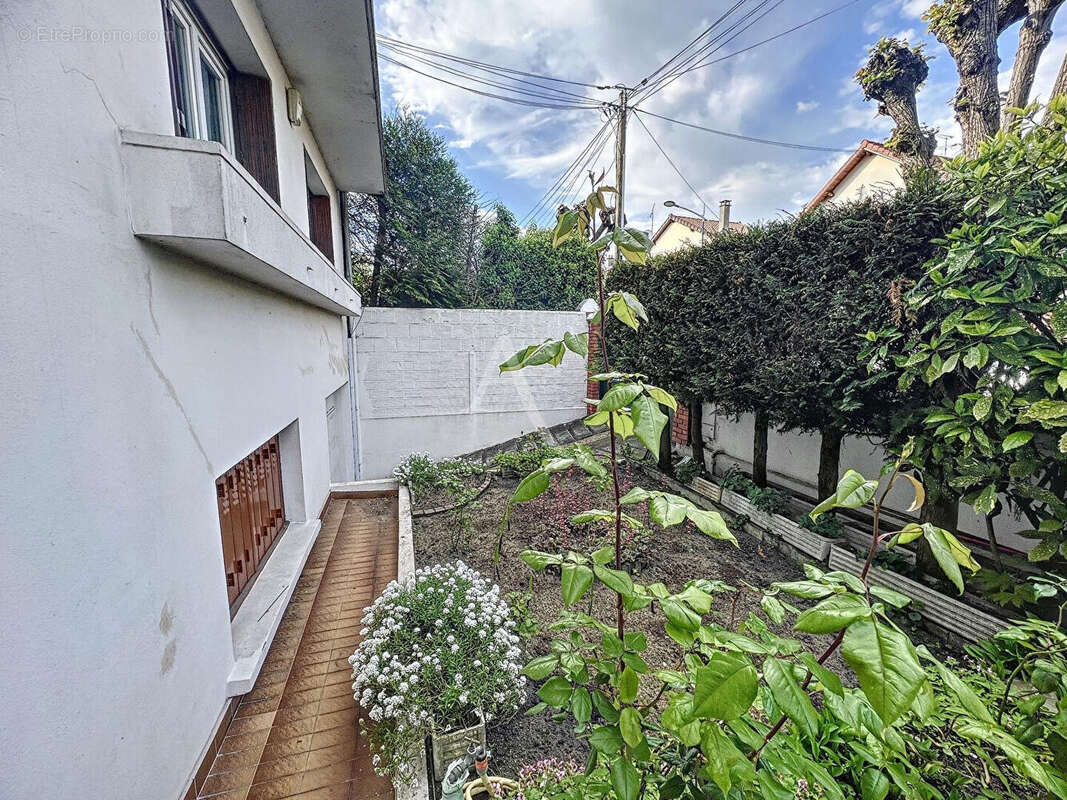 Maison à DRANCY