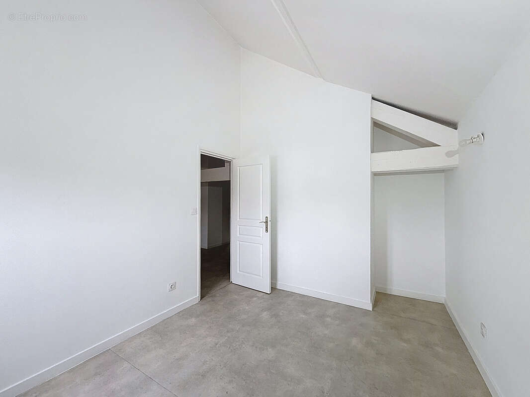 Appartement à BOURGOIN-JALLIEU