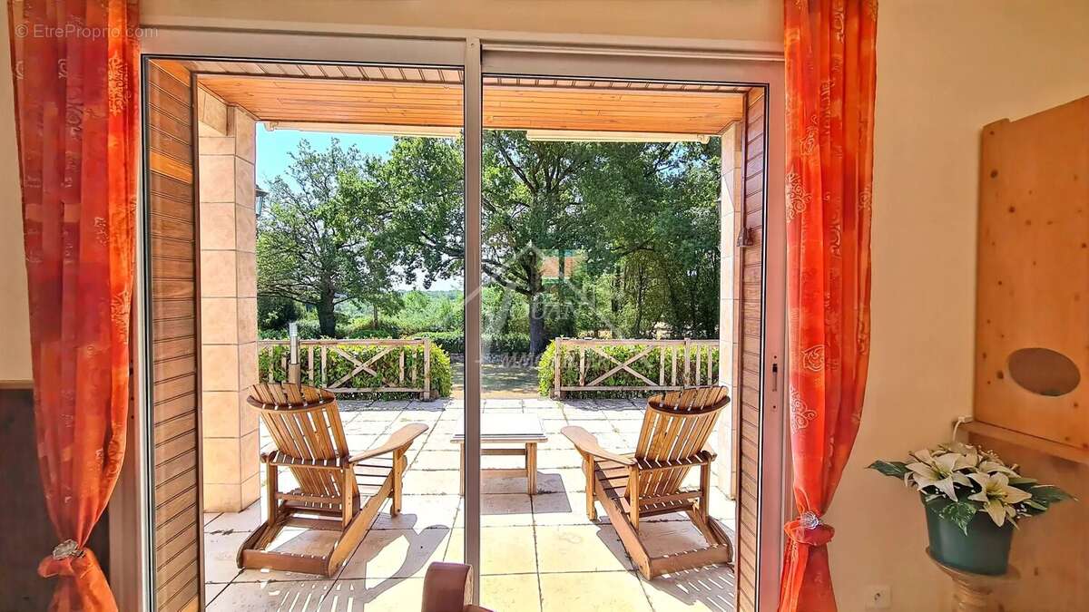 Belle propriété de campagne sur 6 697 m² à Autry-Issards - photo 14