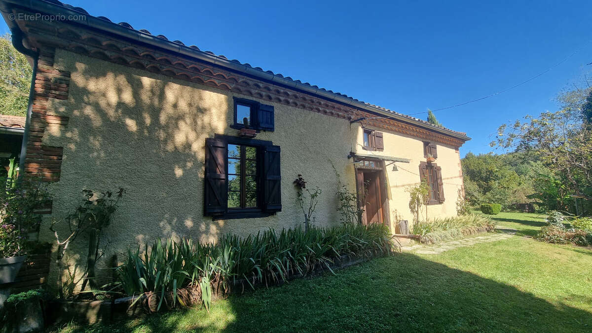 Maison à L&#039;ISLE-EN-DODON