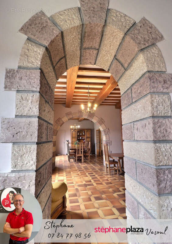 Maison à CONFLANDEY