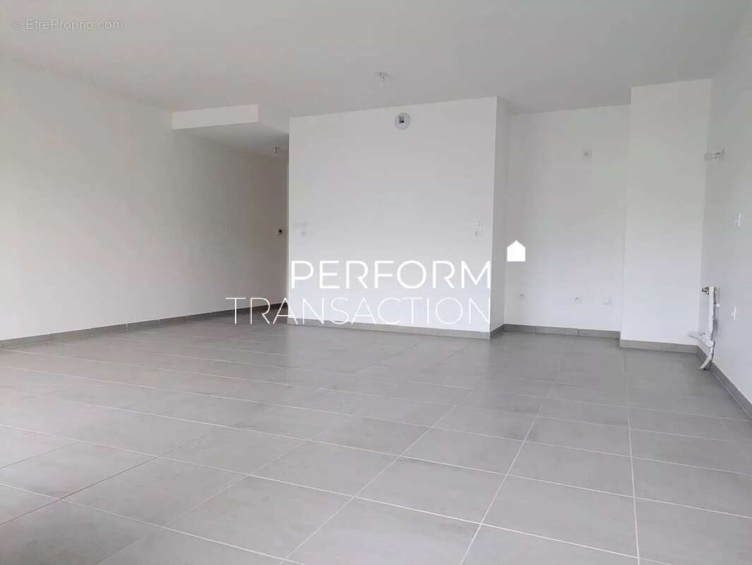 Appartement à ECHIROLLES