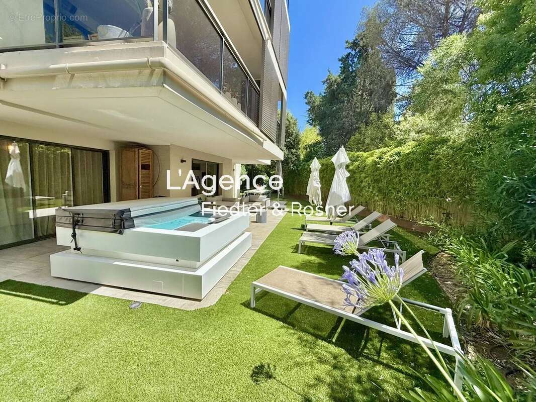 Appartement à SAINT-TROPEZ