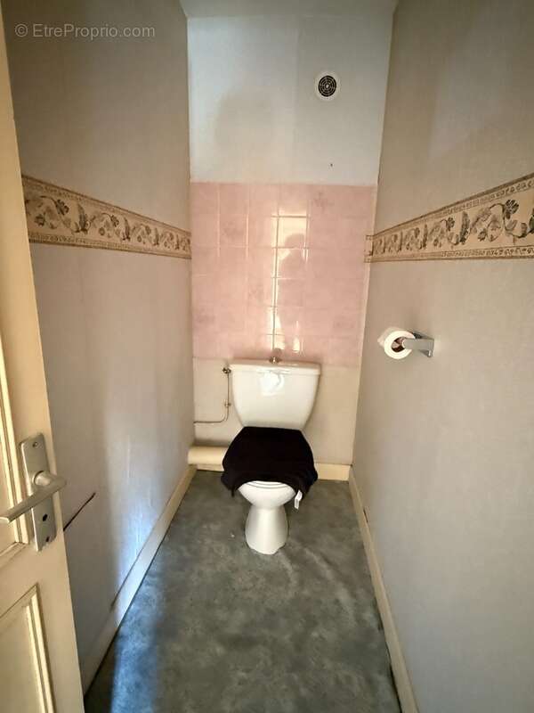 Maison à BUSSIERE-DUNOISE