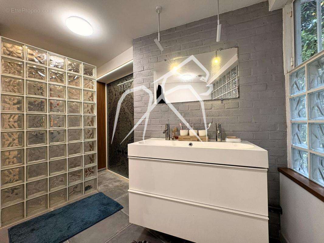 Maison de Charme  200m²  5 Chambres  Mont-Saint-Aignan - photo 7