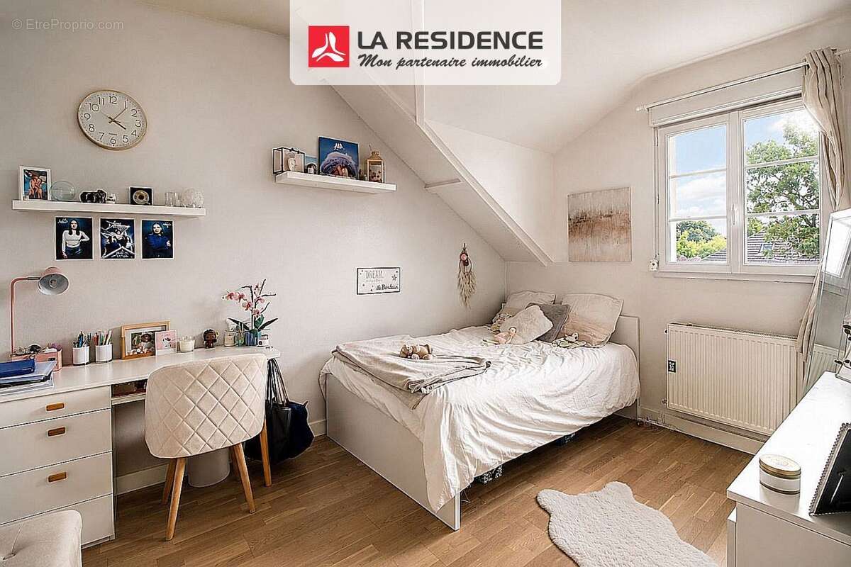 Maison 94 m² à Orgeval  - photo 6