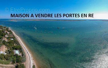 Maison à LES PORTES-EN-RE