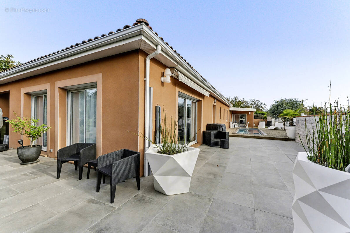 Maison à CASTANET-TOLOSAN