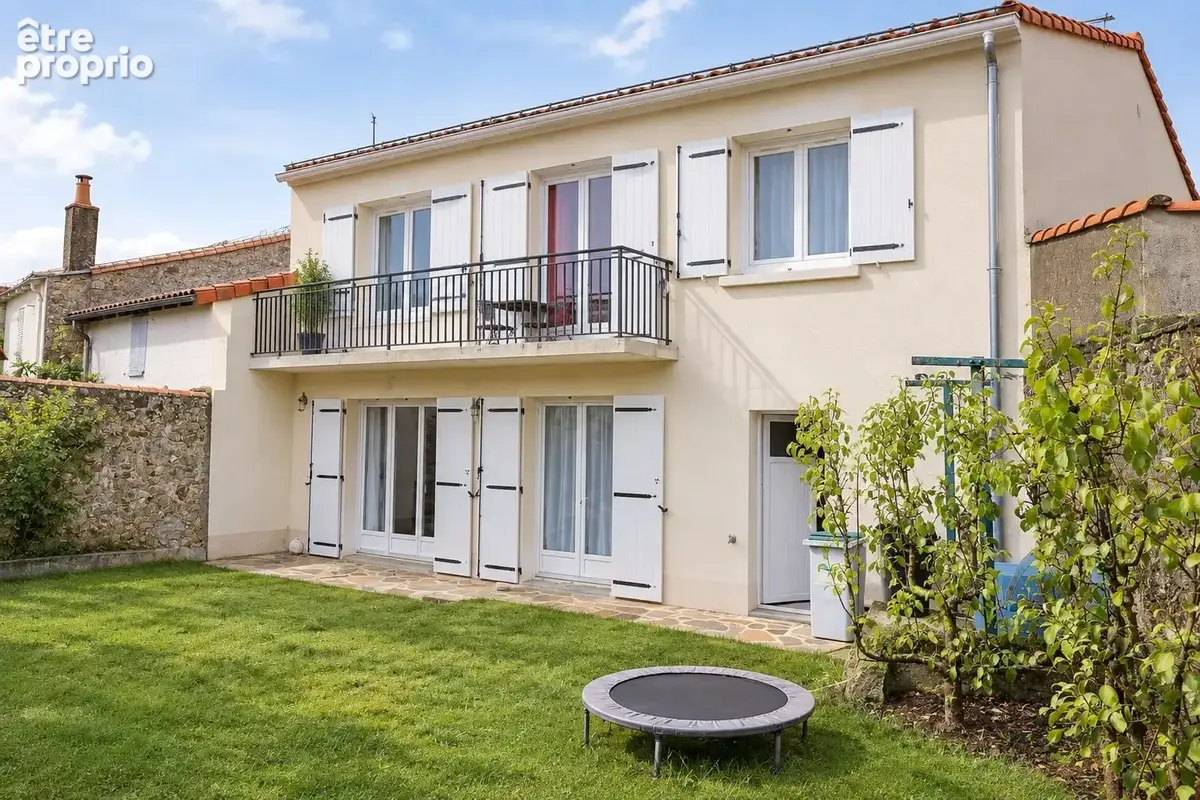 Maison 6 pièces 133 m² à vendre à Cugand (85610) - photo 1