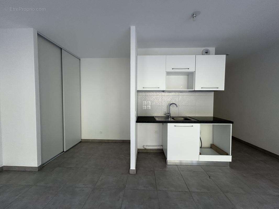 Appartement à MARSEILLE-9E