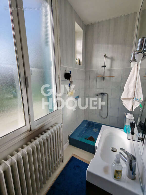 Maison à SAINTE-SAVINE