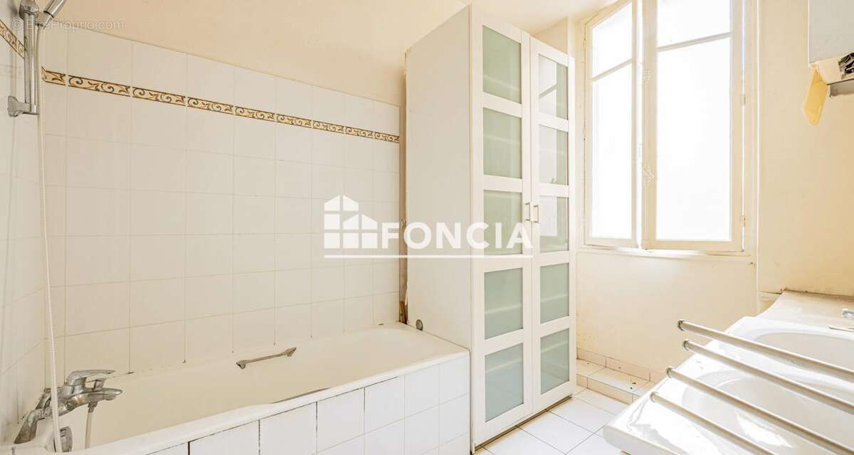 Appartement à PARIS-11E