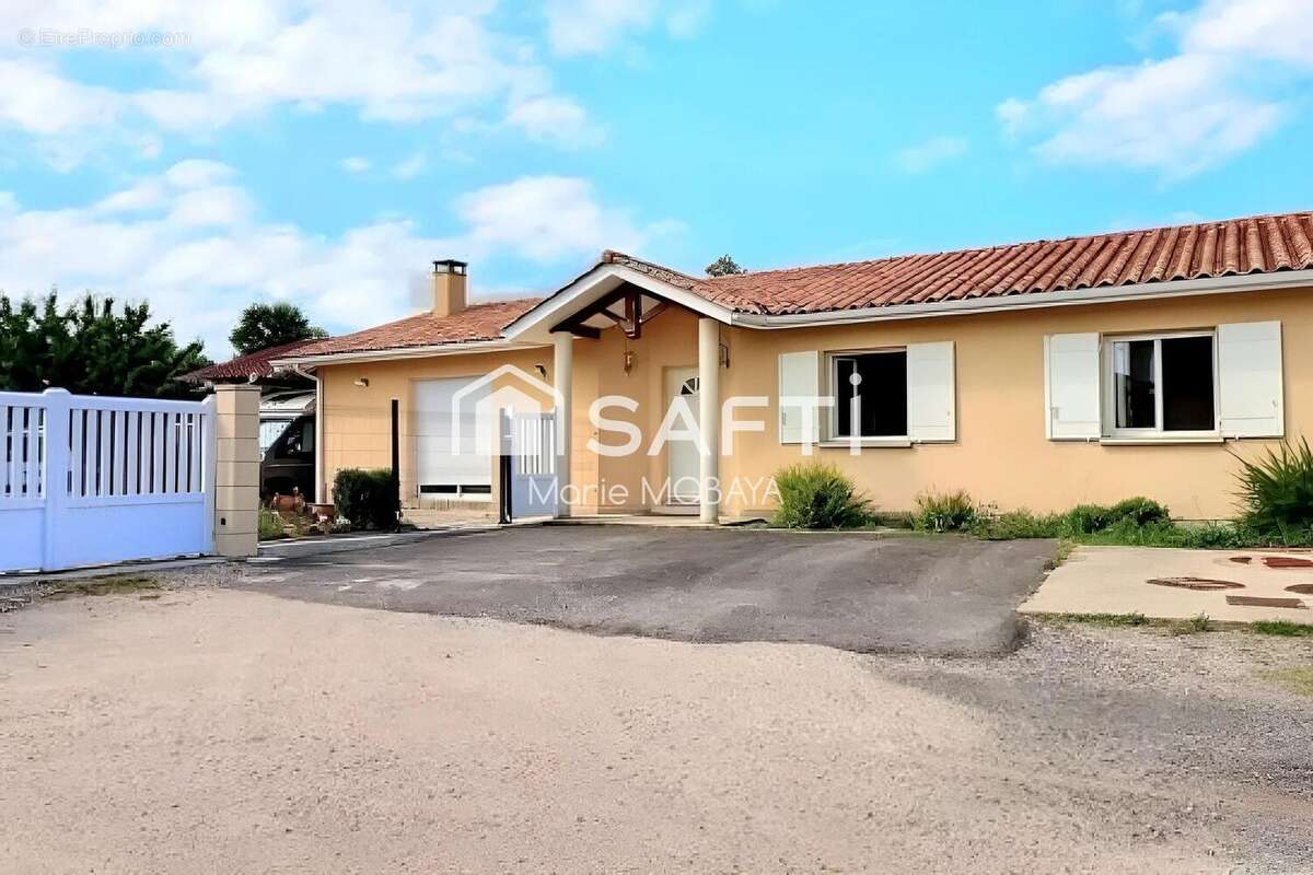 Photo 8 - Maison à SALIGNAC