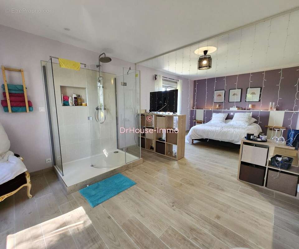 Maison 196 m² à Souligne-Sous-Ballon  - photo 34