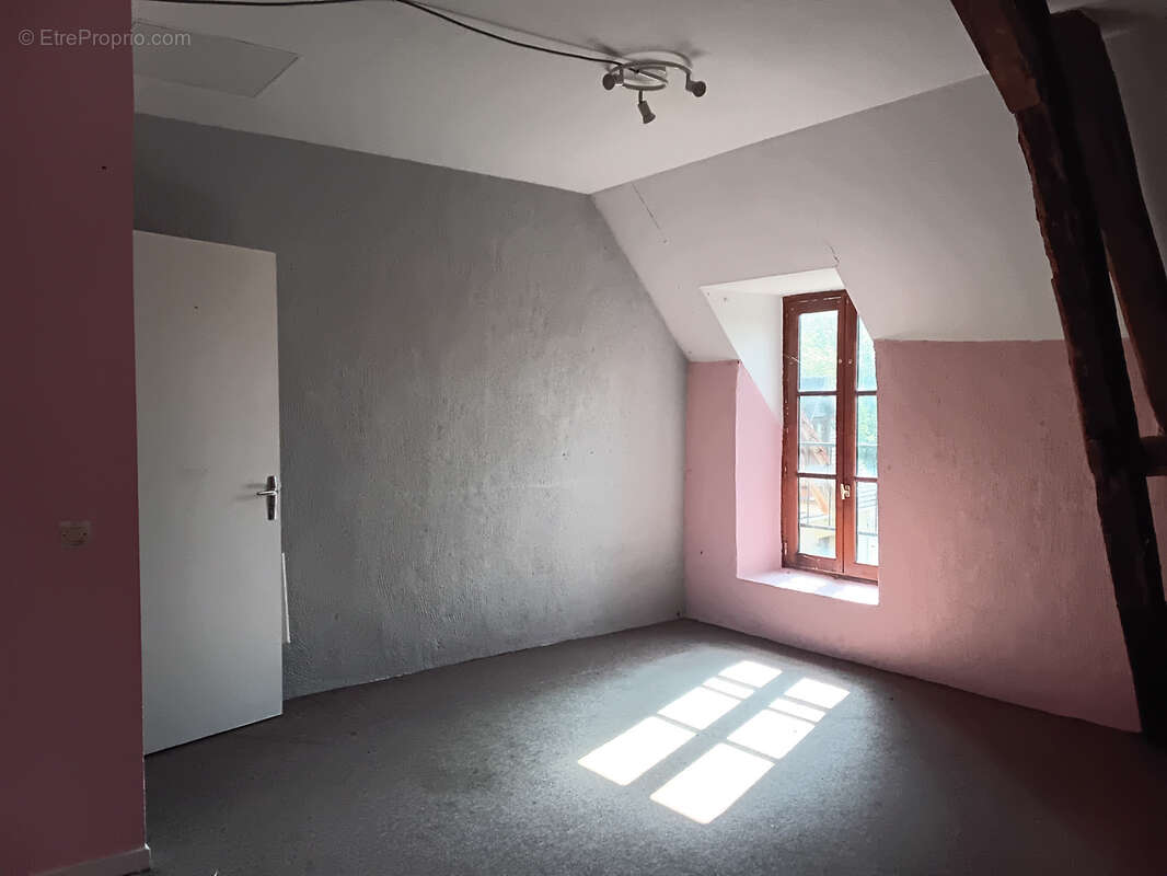 Maison à GERMIGNY-L'EXEMPT