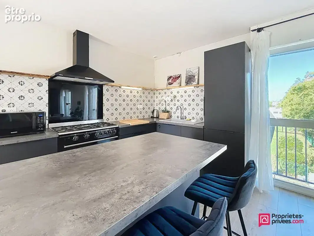 La Rochelle - Mireuil Résidentiel - Appartement de 72m² rénovés, 2 chambres - photo 7