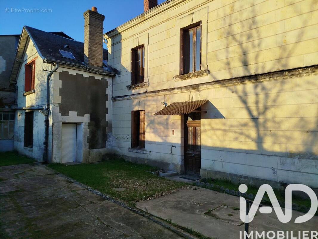Photo 1 - Maison à CHINON
