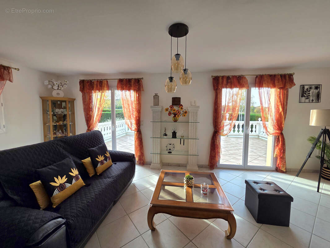 Maison à BELLERIVE-SUR-ALLIER