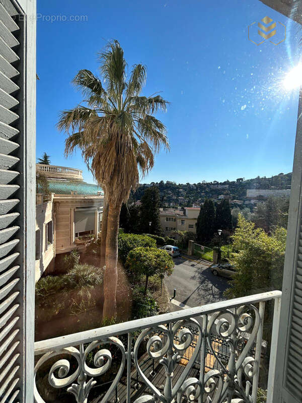 Appartement à MENTON