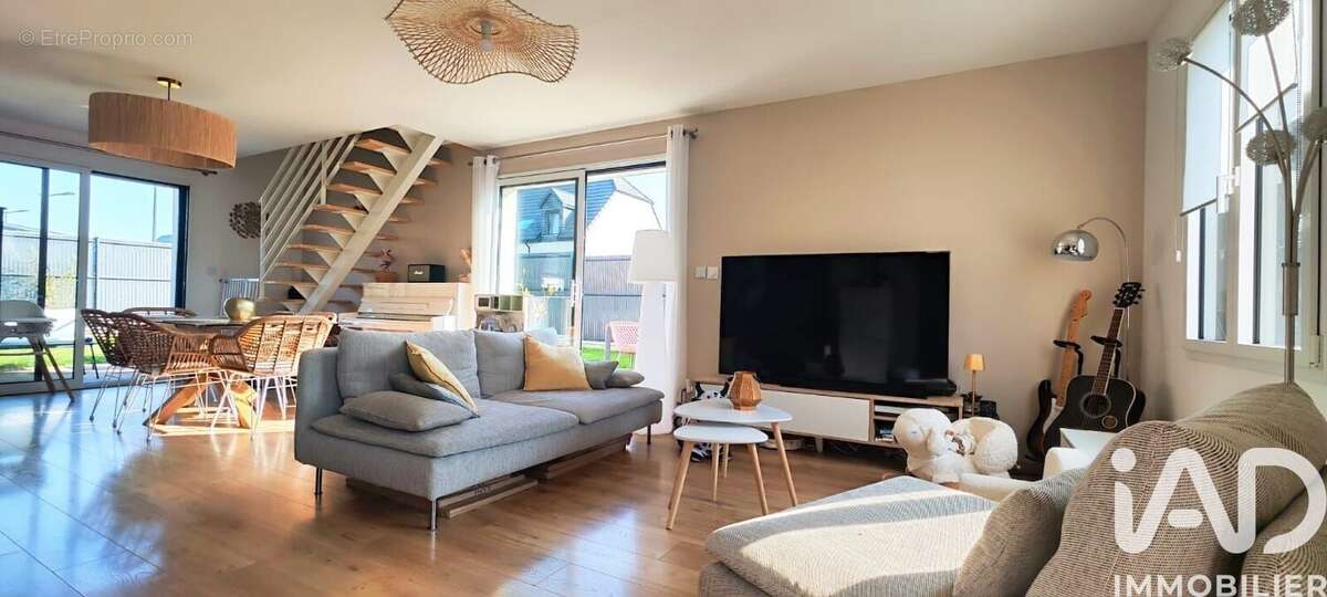 Photo 3 - Maison à VERS-SUR-SELLES