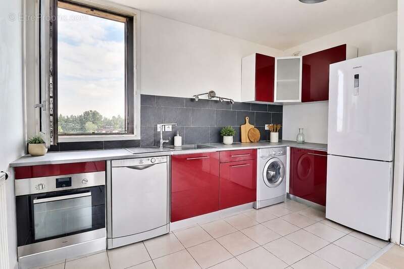 Appartement à SAINTE-GENEVIEVE-DES-BOIS
