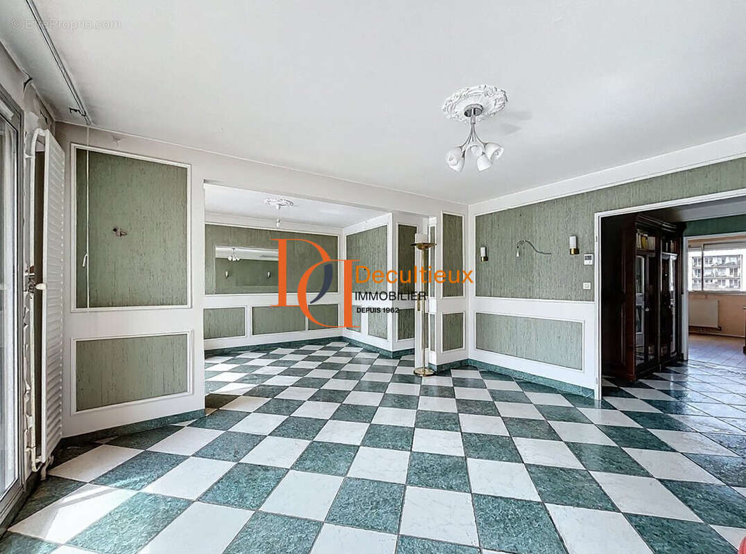 Appartement à VILLEURBANNE