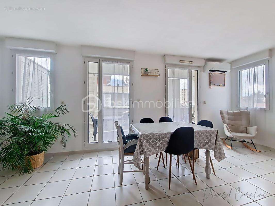 Appartement à ECHIROLLES