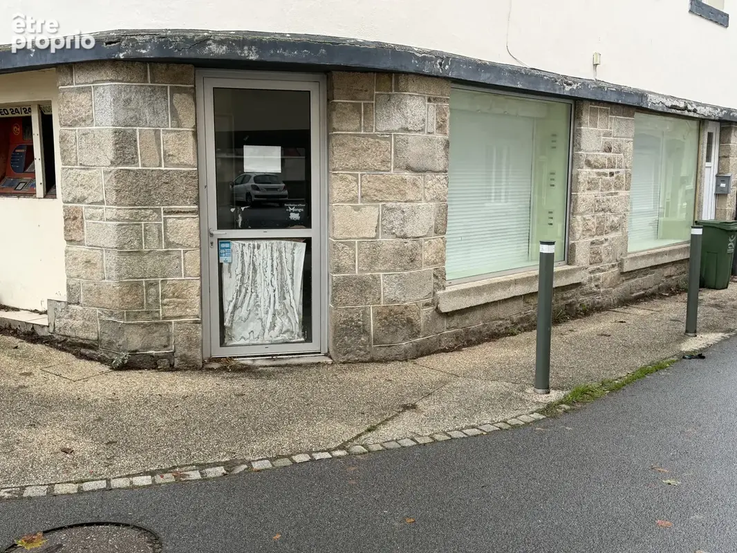 Local commercial de 40 m2   possibilité de transformation en appartement - photo 1