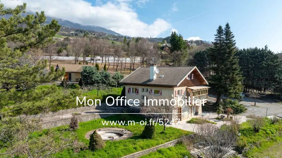 Référence : 6620-MTE. - Maison 200 m²  - terrain 1276 m² - Vue imprenable sur le Lac - photo 9