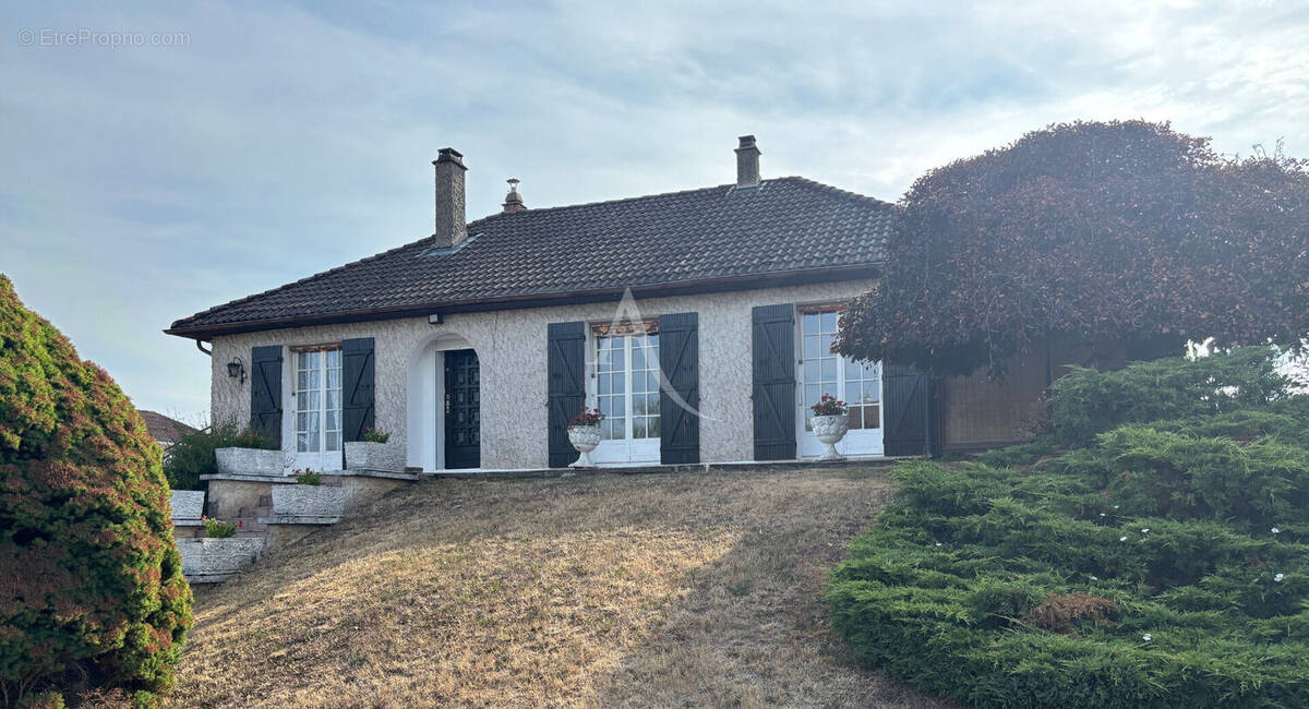 Maison à FOURCHAMBAULT