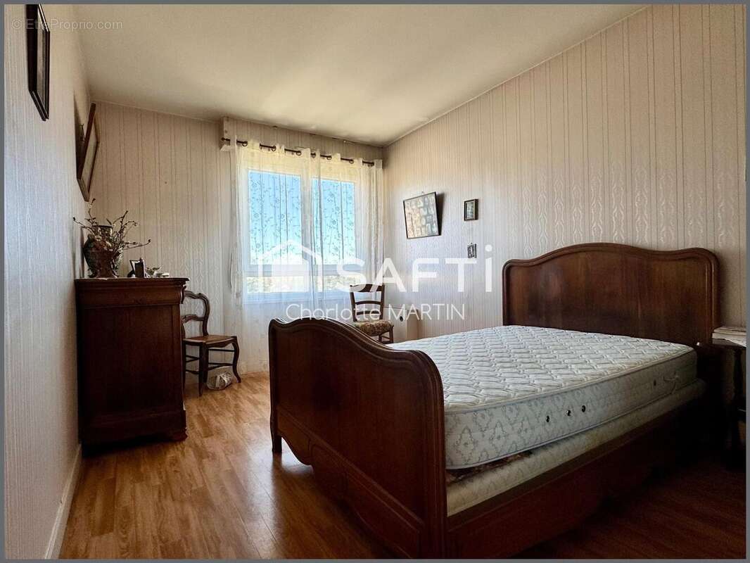 Appartement 100 m² à Vierzon  - photo 4