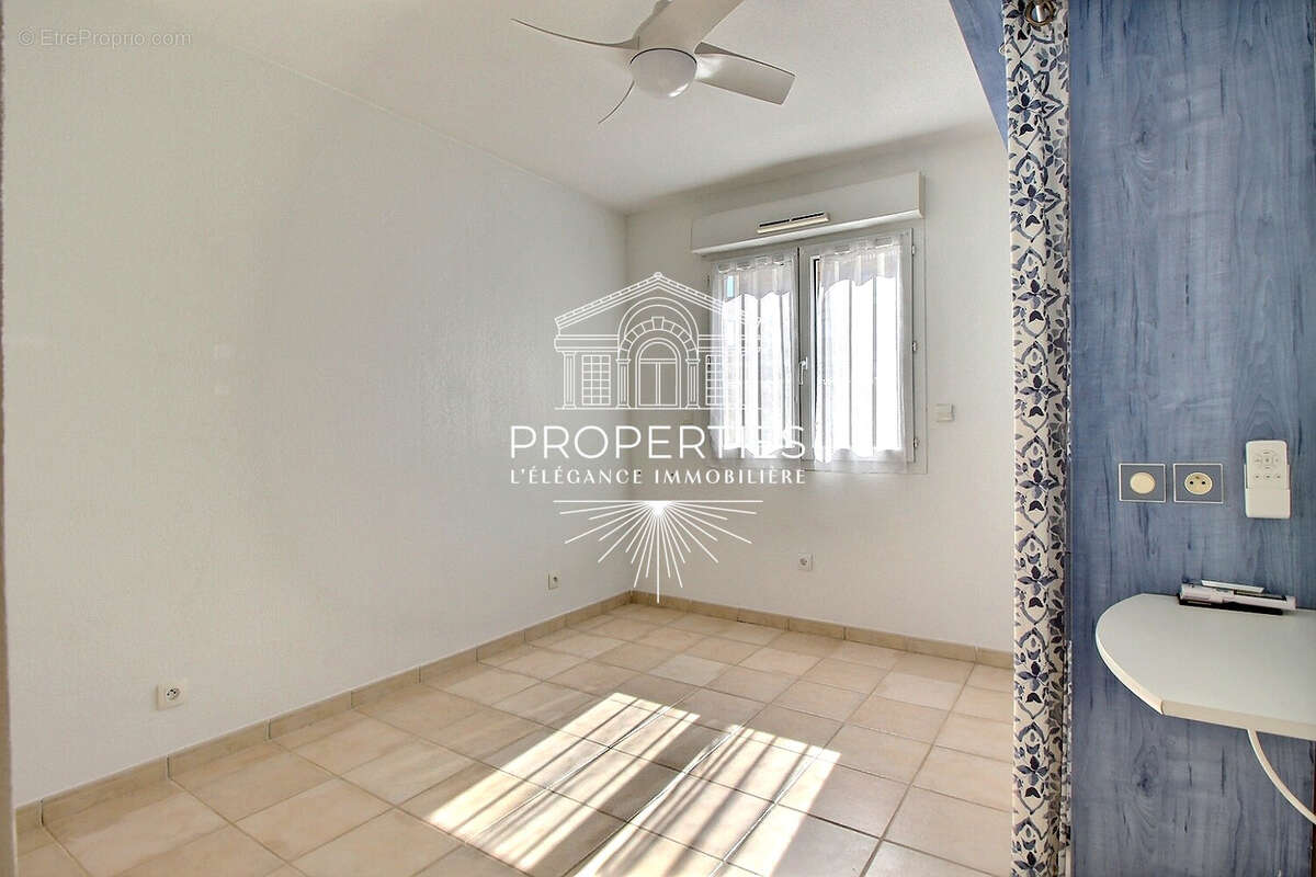 Appartement à BORMES-LES-MIMOSAS